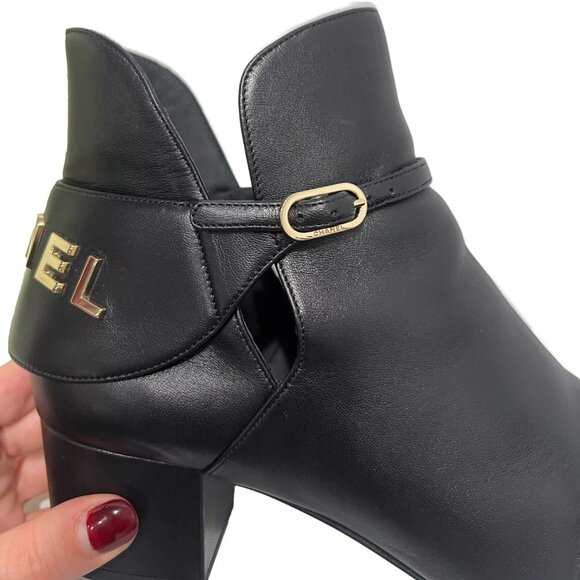 $1575 Chanel 21A Black Leather Velvet Toe Cap Logo Gold Strap Ankle Boot 10.5/41 - Picture 6 of 15